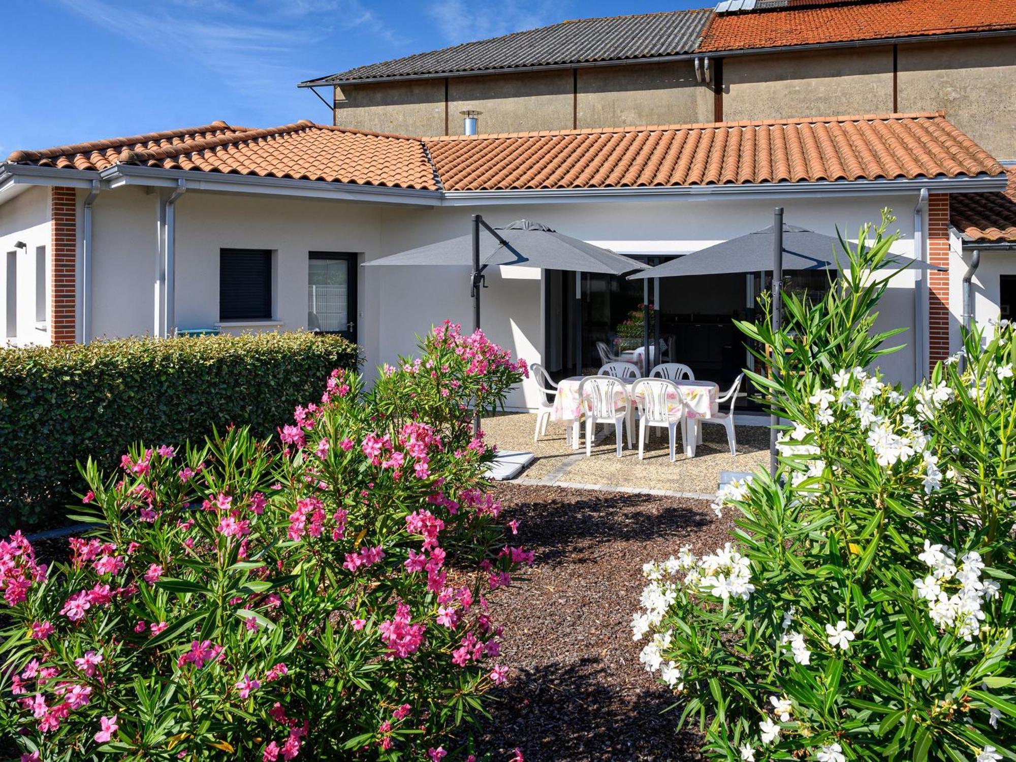 Maison Moderne Pres Plage Aiguillon - 2 Chambres, Terrasse, Jardin, Parking - Calme Et Confort - Fr-1-420-63 アルカション エクステリア 写真